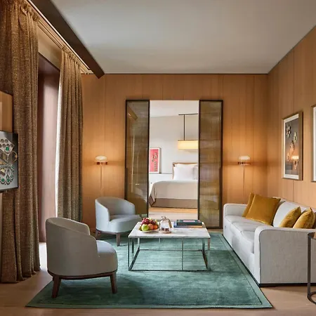 Bvlgari 5* מילאנו