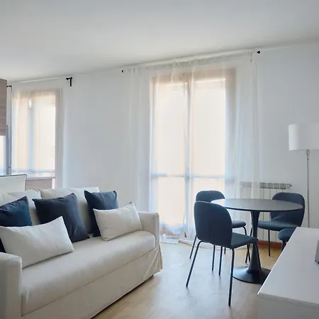 아파트 Retreats Navigli 밀라노