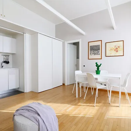 Contempora - In Brera Апартаменты Милан