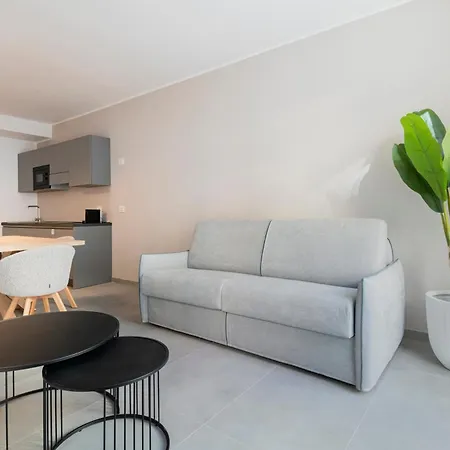 Relstay - De Angeli Hotel apartamentowy 4*