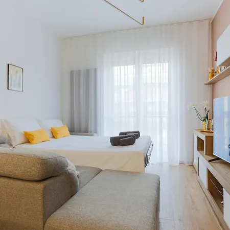 La Casa Sole * Milan