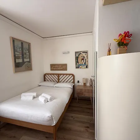 Number32milan Apartmán *