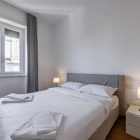 Ca Duomo Classic Appartement Milaan