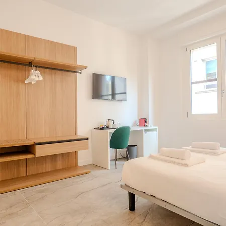 Italianflat - Vandom 1 Duomo Foresteria Lombarda Konukevi Milano
