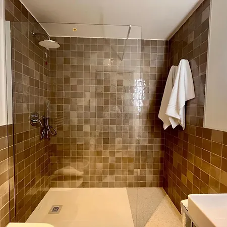 Relstay - Vercelli Apartmanhotel