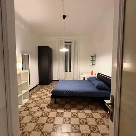 Temporary Isola Mailand