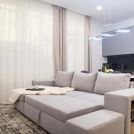 Apartment Stylish 1br Near Mailand
