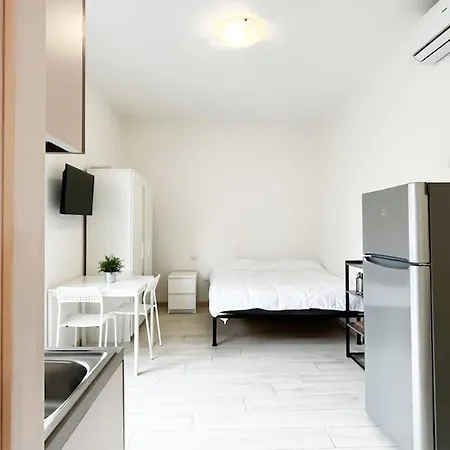 Monfalcone Apartment Milan