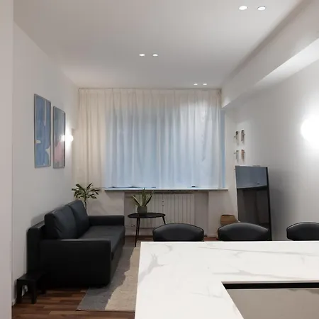 Luxury For 6 Person In Duomo - Mirable Pm Milaan