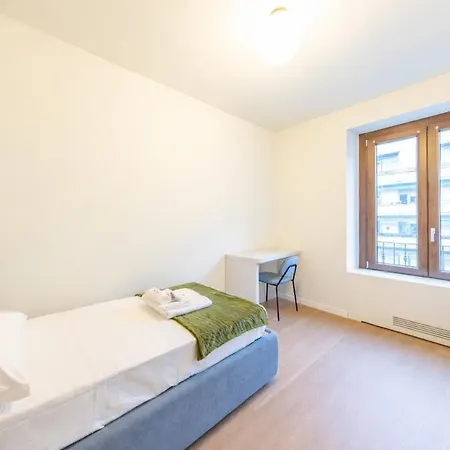Centre Luxury, 2bdr, Sleeps 5 Appartement Milan