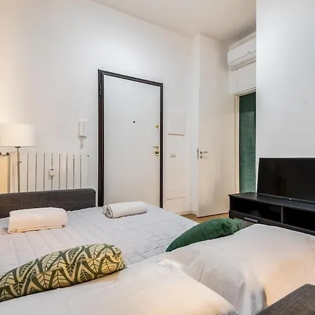 Bright Apartment-linate 10'- Duomo 10 Min Appartement