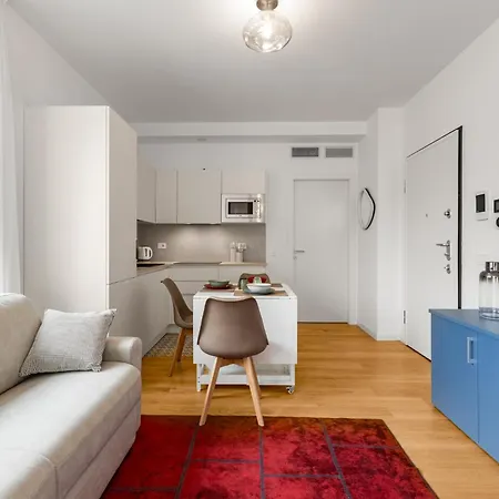 Apartman Bilocale Con Terrazzo Vicino M1 - San Siro