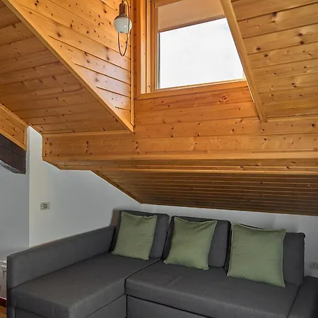 Luxury Penthouse Porta Romana 아파트