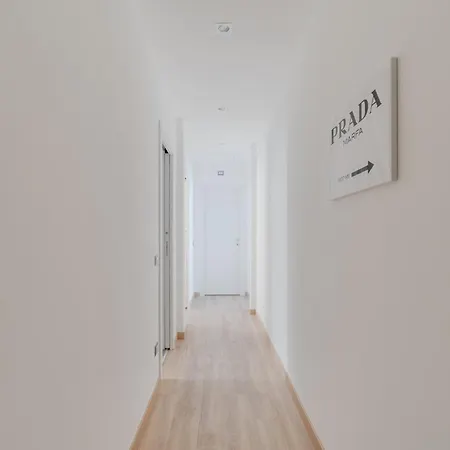 Guesthost - Modern Flat In Vigentino 米兰