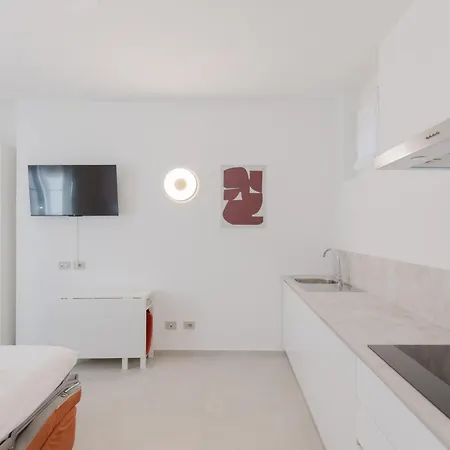 Lägenhet Gohost - Bright Flat In The New Nolo Area *