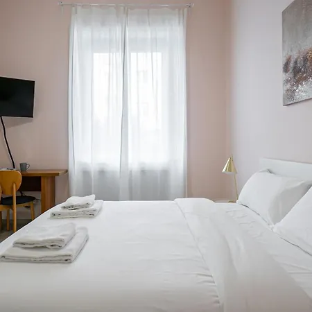 Italianway Comfort - Gomes 5 * Milán