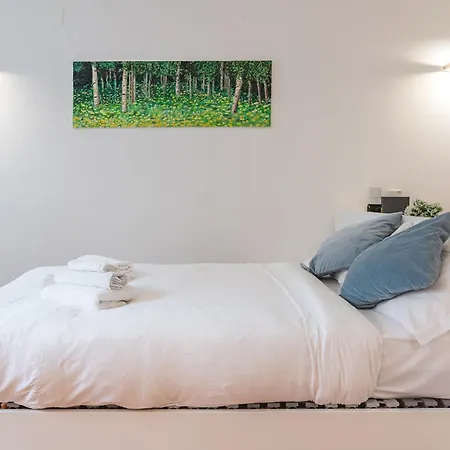 Appartement Guest Planet - Arco Della Pace