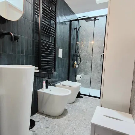 Miss Valery Mediolan