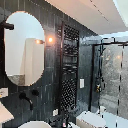 Miss Valery Mediolan