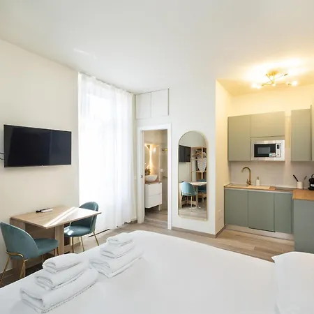 Magnoliaapartments - 12 Orti Center アパート ミラノ