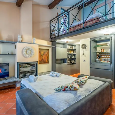 Апартаменты Duomo Prestige - Historic In
