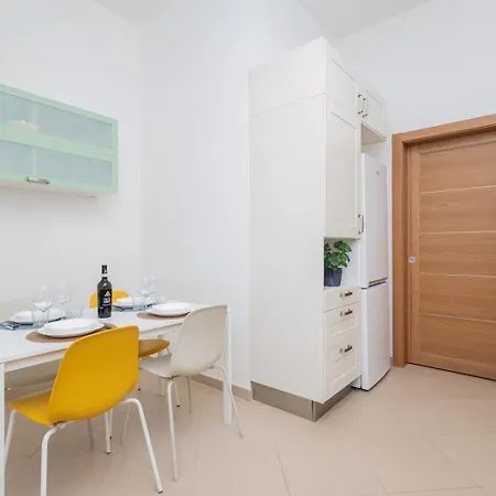 Comfortable House Mm Brenta - Arena Santa Giulia Milaan