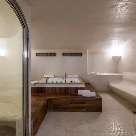 Sforza 57 - Romantic Escape With Jacuzzi Lägenhet *