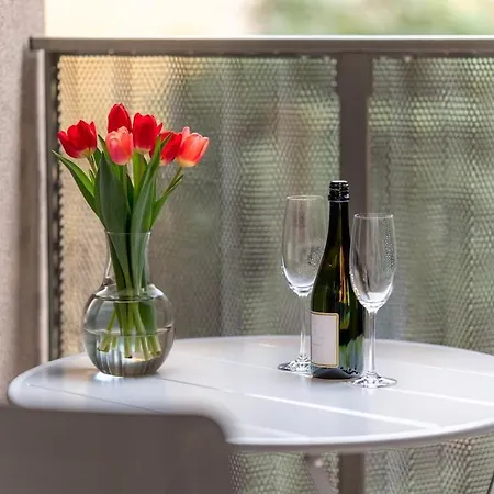 Apartment Duomo-sempione, Luxury With Balcony - M5