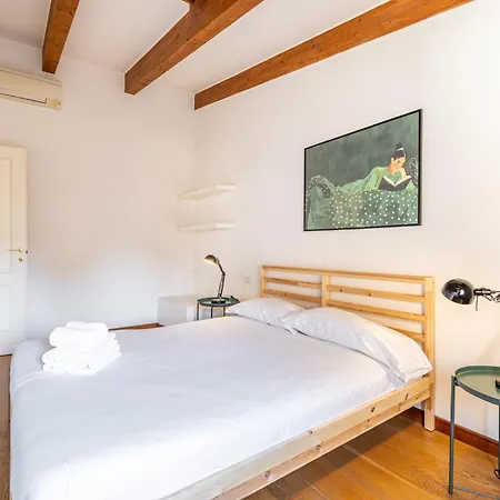 Molino Delle Armi Near Metro Blue Appartement