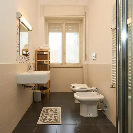 Life - Duomo Cozy Flat - Free Indoor Parking * Milano