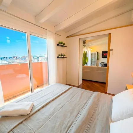 Apartmán Attico Panoramico Skyline & Metro A 4 Min *
