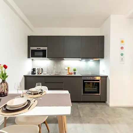 Design - Navigli & Darsena At 2 Min * Milano