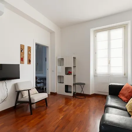 Guesthost - Comfy Terrazza Farini In Derganino Apartament