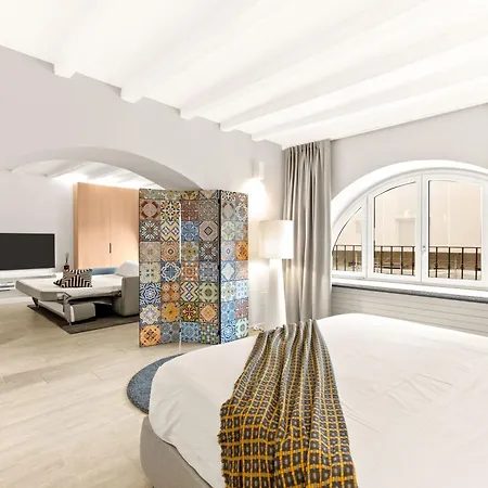 Stayeasy Rosales - Porta Garibaldi Design Flat Apartament