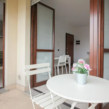 Apartment La Casa Di Marco - Luminoso A 2 Minuti Dalla Metro Milan