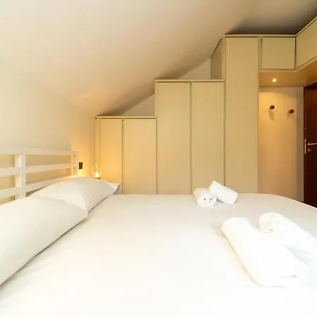 Cozy Attic With Terrace And Ac And Wifi Lejlighed *