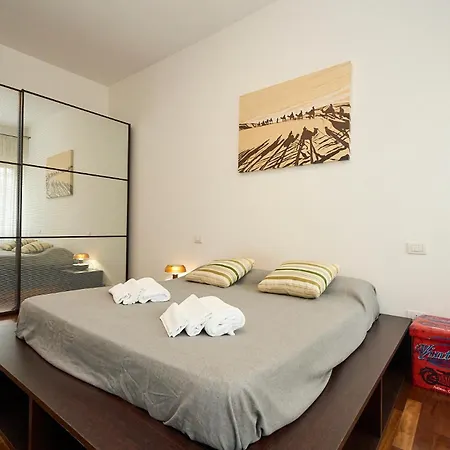 Appartamento Life - Duomo Cozy Flat - Free Indoor Parking *
