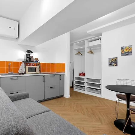 Apartamento San Carlo & San Siro 1 The Sunflowers *