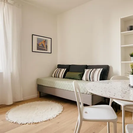 Just Urban - Modern And Strategic 1-br Flat C - Station Apartman