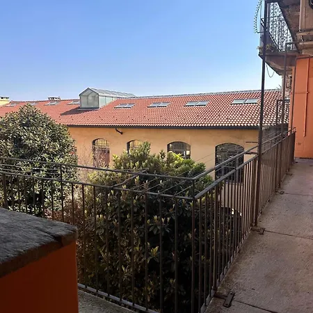 Aura Navigli * ミラノ