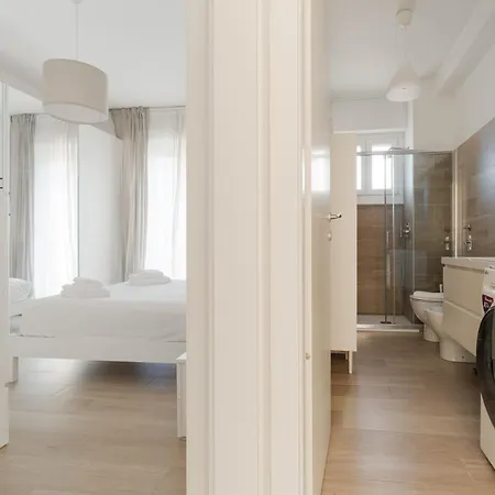 Apartman Guesthost - Spacious Balcony X6 *