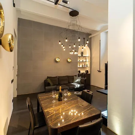 Elegant And Spacious Loft Downtown In The Fashion District Milán