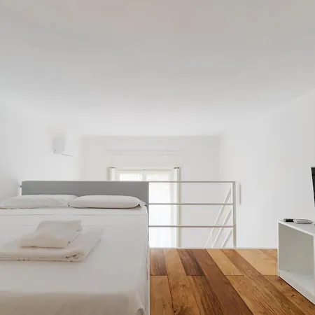 Guesthost - Modern Loft Lima M1 Corso Buenos Aires * Mailand