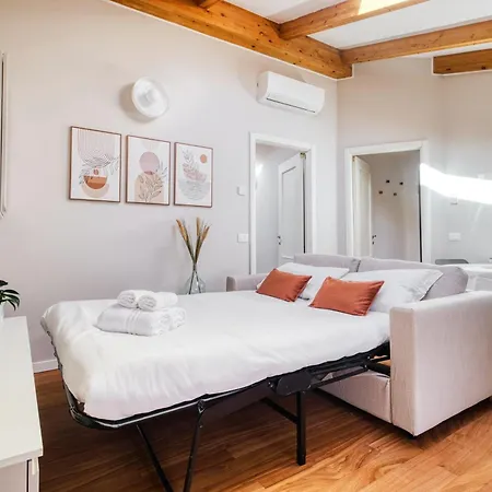 Pezzotti 12 Design In The Center ميلان