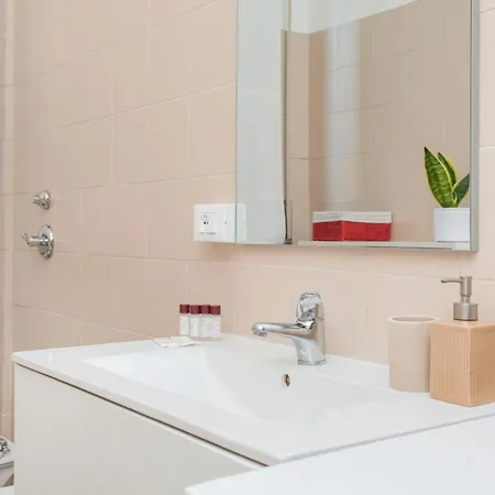 Stayeasy Santasofia8-m - Duomo 1br Cozy Flat * Milano