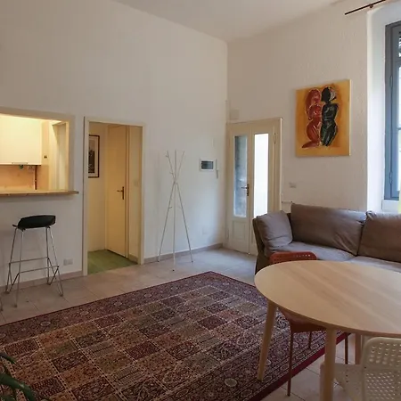 La Casa Di Irene - Bright In The Navigli Area Milan