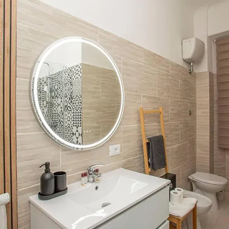 Daire Stayeasy Monti29 - Cadorna & Castello Sforzesco Milano