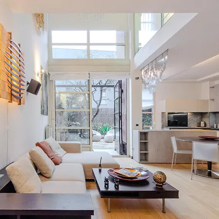 Isola Oasis - Loft With Garden & Free Private Garage Daire Milano