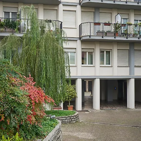 Appartamento Life - Duomo Cozy Flat - Free Indoor Parking *