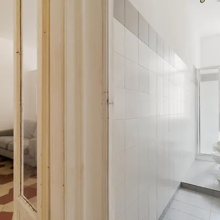 Guesthost - Cozy Near Mm1 * Milaan